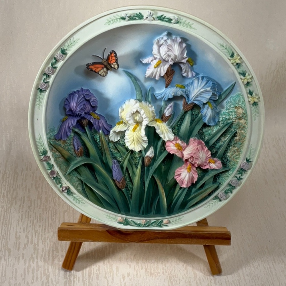 1995 Lena Liu 3D The Iris Garden 1st Issue in Beautiful Gardens